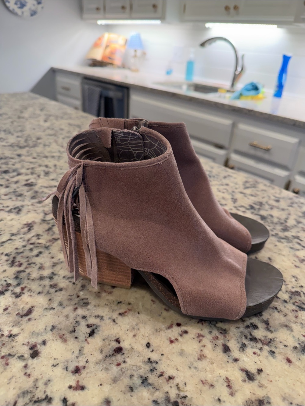 OTBT Mauve Suede Fringe Open-Toe Block Heel Mules